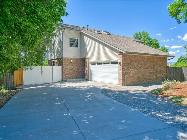 1727 Lashley Street, Longmont, CO 80504