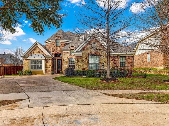 2nd image of 2998 Marchwood Dr