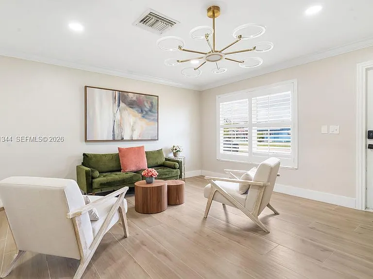 913 Lighthouse Dr — Photo 4