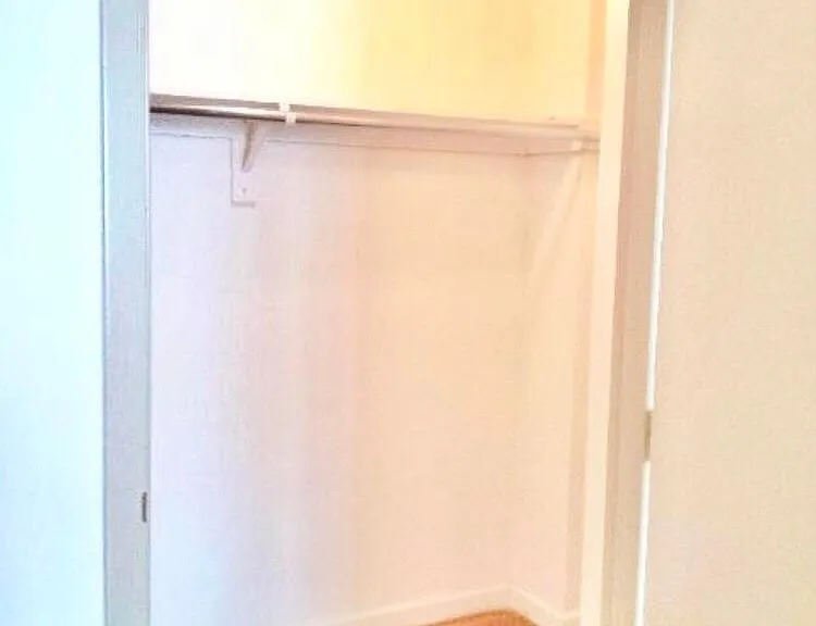 44 Hilton Ave #D1 — Photo 6