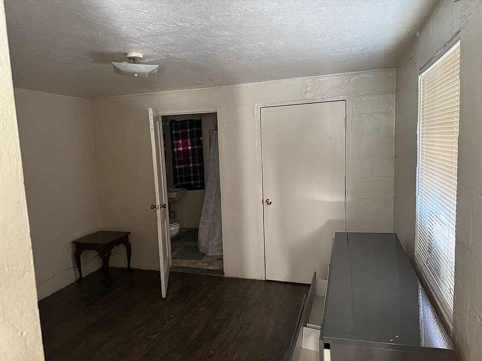 2nd image of 2232 Commonwealth Ave #2234