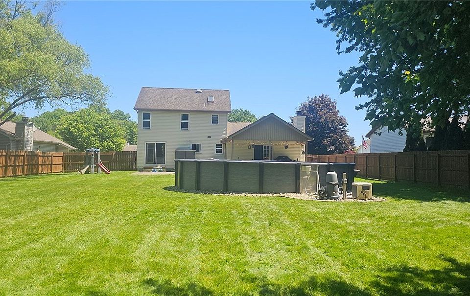 2nd image of 7674 Buchanan Dr