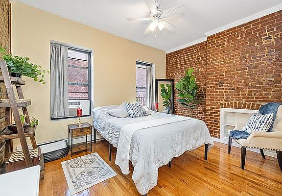 2nd image of 312 Pleasant Ave APT 2