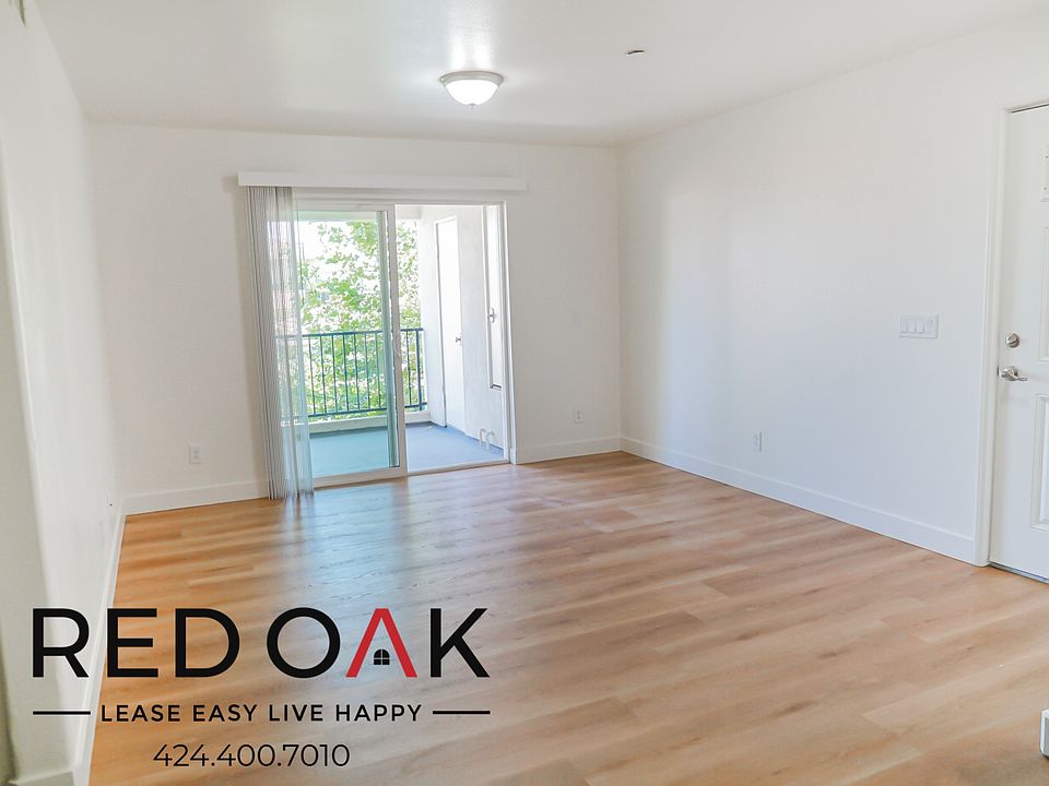 1st image of 505 E Rialto Ave #30