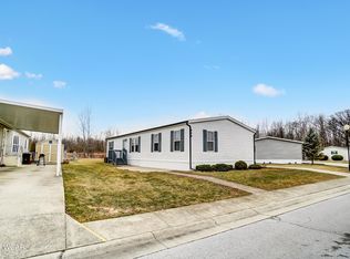 808 Lakeridge Dr, Lima, OH 45804