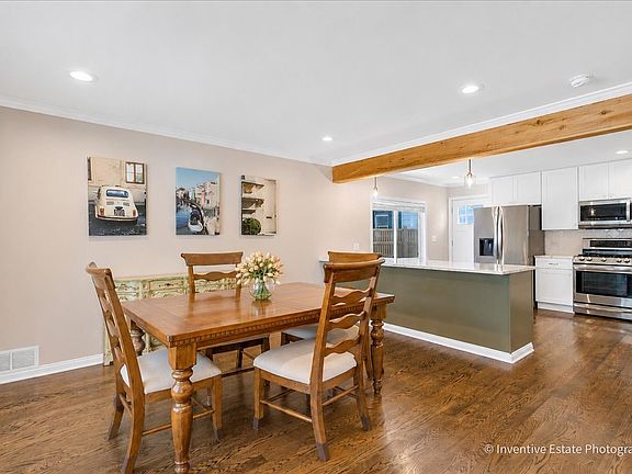 4th image of 331 W Hillside Ave