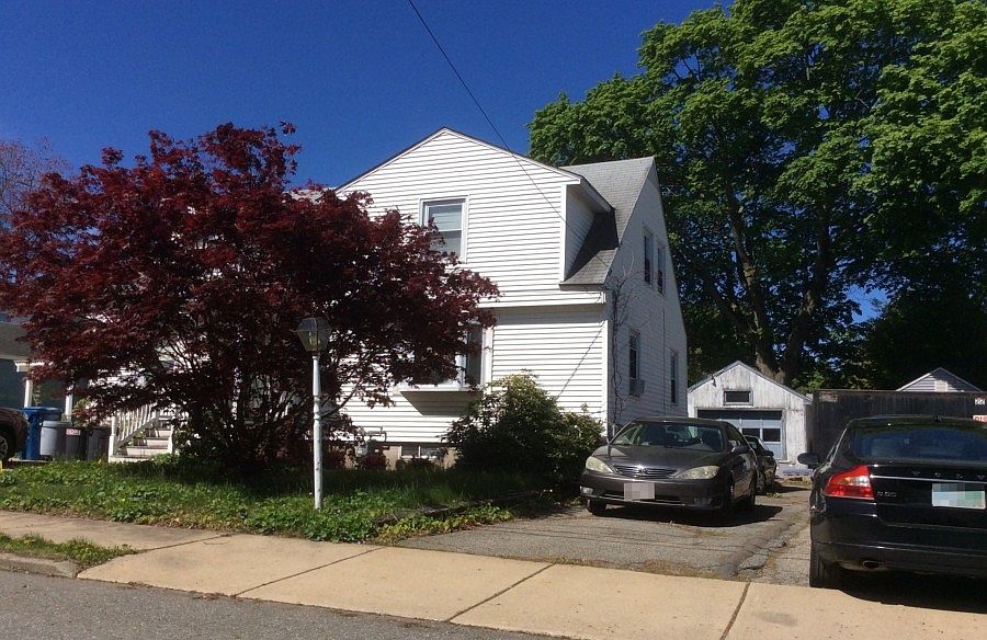 2nd image of 21 Vandergrift St