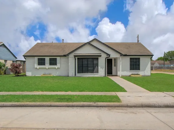 12102 Monticeto Ln, Meadows Place, TX 77477