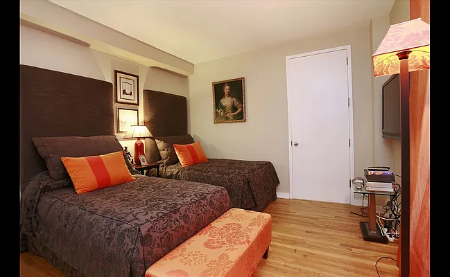 Sold by Douglas Elliman | media 2