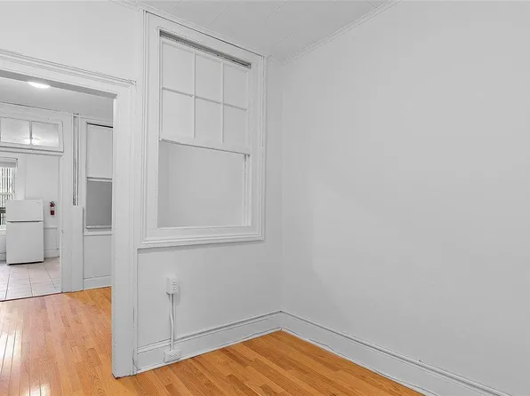 121 Washington Street image 10 of 11