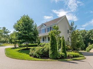 106 Old Essex Rd, Manchester, MA 01944