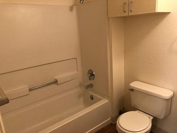5th image of 2400 4th Ave APT 107