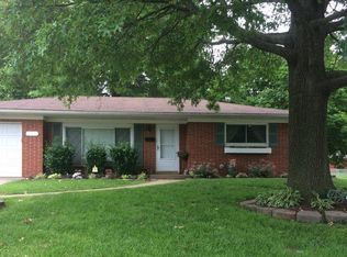 200 Chevy Chase Dr, Belleville, IL 62223