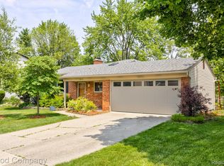 6672 Devonshire Dr, Canton, MI 48187