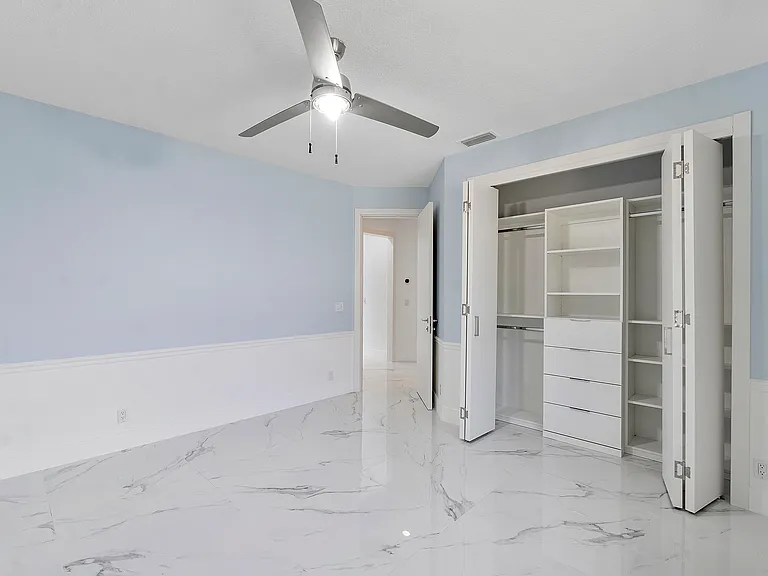 410 Sabal Way — Photo 14