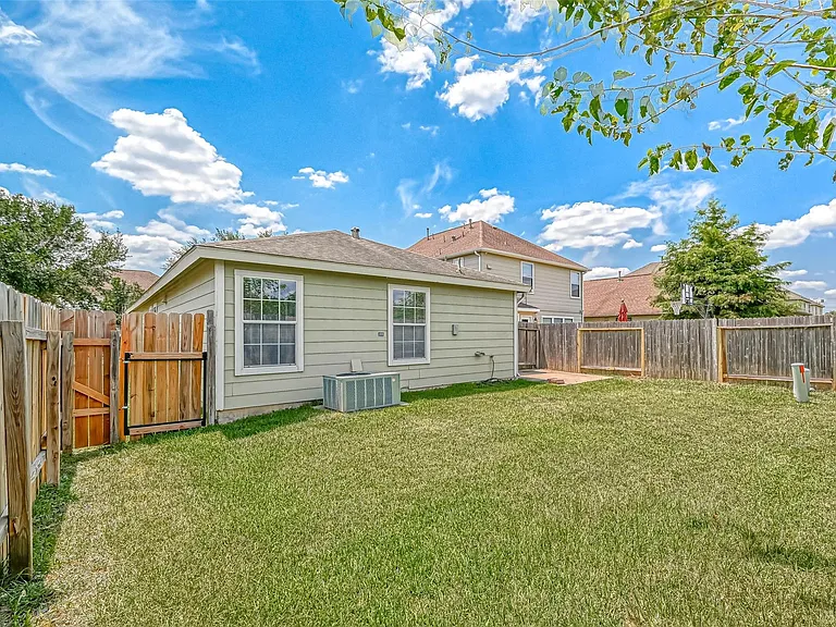 22138 Orchard Dale Dr — Photo 25