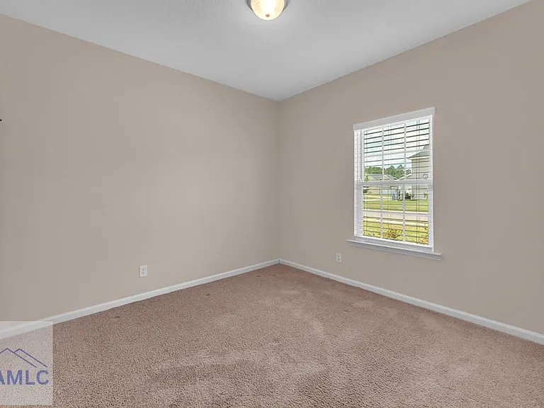 139 W West Winn Ave — Photo 7