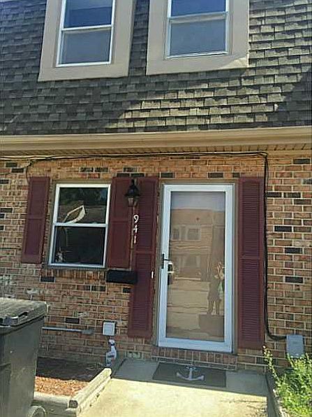 1st image of 941 Maryland Ave