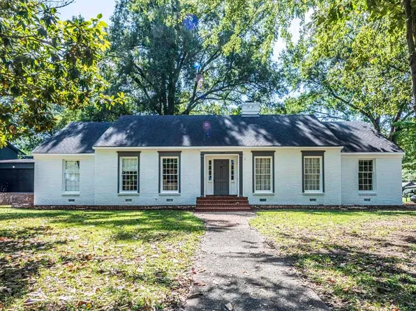 5575 Walnut Grove Rd, Memphis, TN 38120