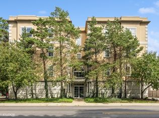1135 Schneider Ave UNIT 2B, Oak Park, IL 60302