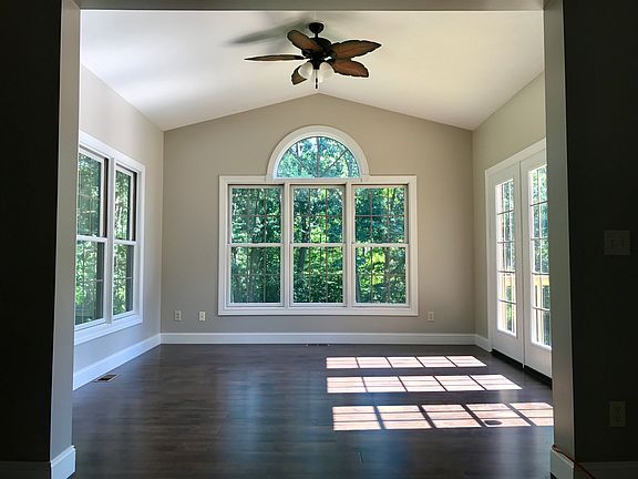3rd image of 2381 Woodview Ct