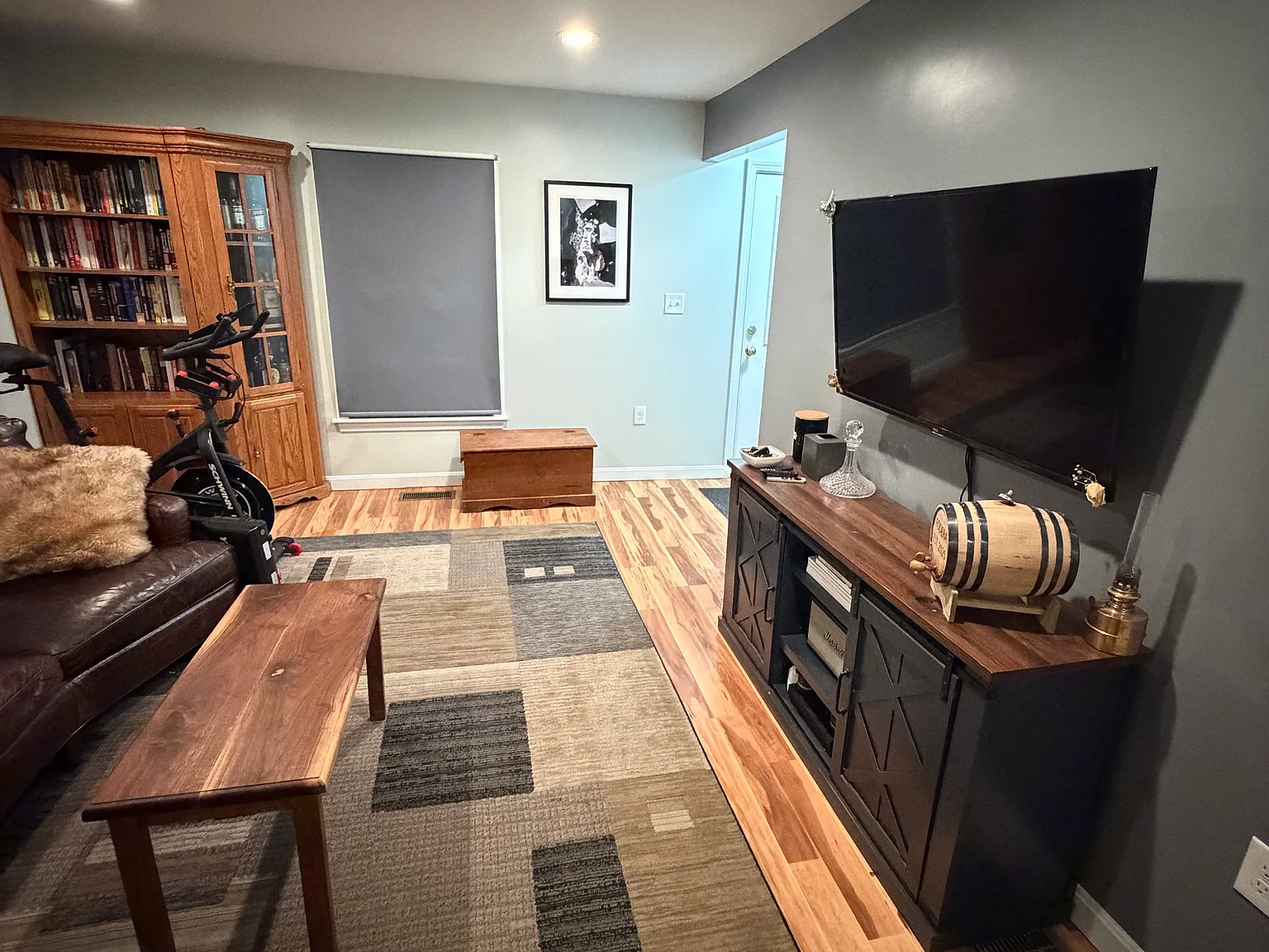 2 bed, 800 sqft, $2,400 — Photo 4