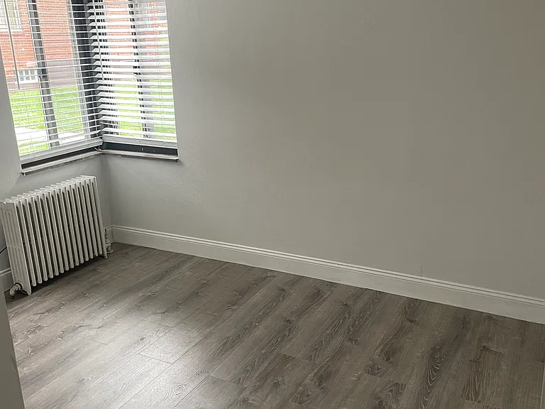 54 Warren St #1 — Photo 7