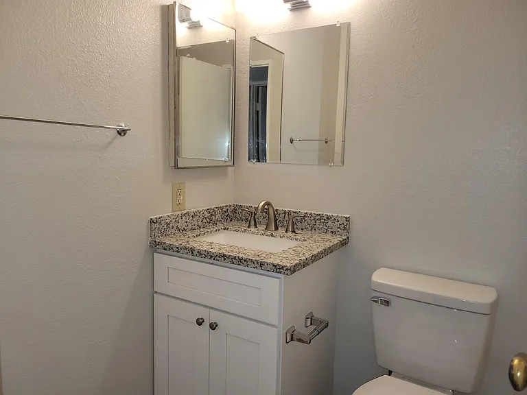 28681 Calle Del Lago #D — Photo 9
