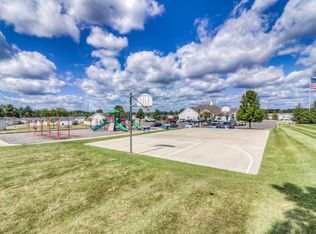Cider Mill Crossings, Fenton, MI 48430