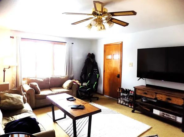 158 Dimmick St, Throop, PA 18512