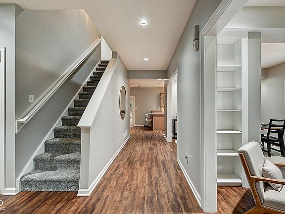 3rd image of 7244 Ponderosa Pines Pl