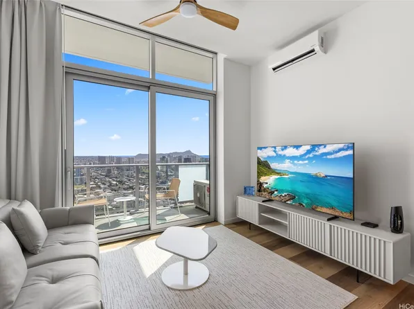 1500 Rycroft St #4405R, Honolulu, HI 96814