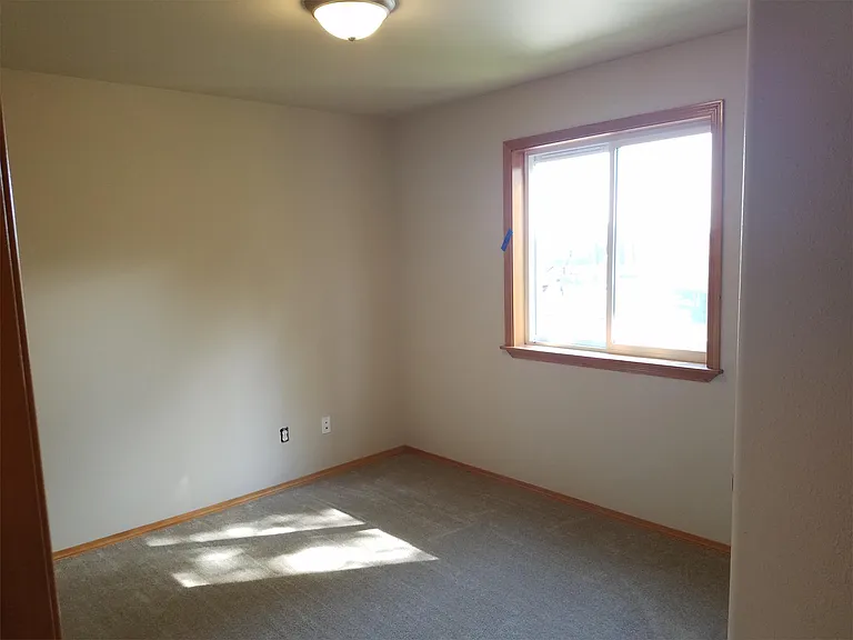 3222 Lombard Ave #C — Photo 8