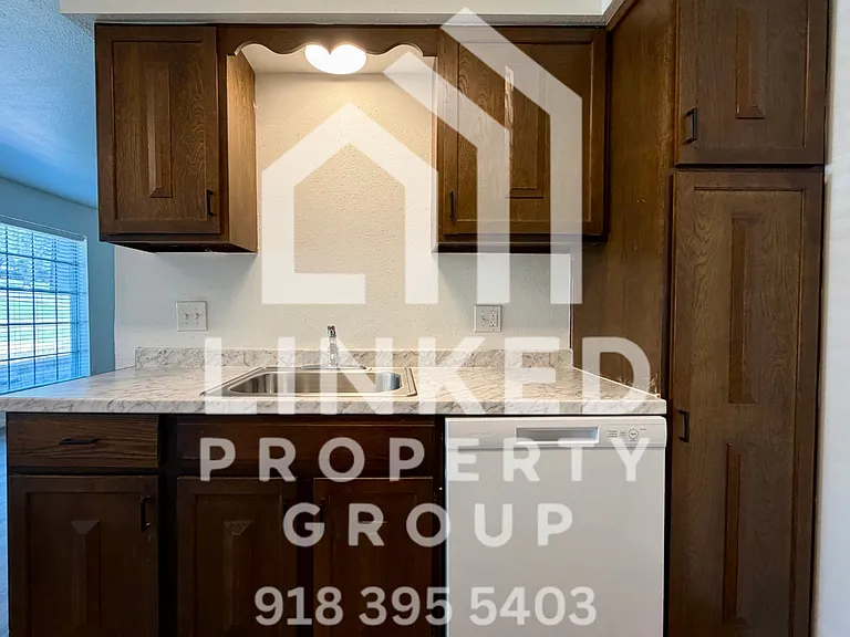 6806 S Toledo Ave #305 — Photo 11