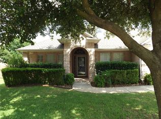 1618 Clover Hill Rd, Mansfield, TX 76063
