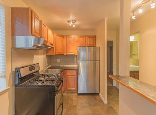 1260 Logan St APT 304, Denver, CO 80203