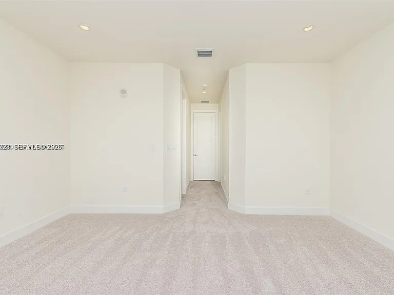 10245 NW 63rd Ter #201 — Photo 22