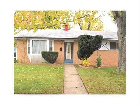 3209 Reo Rd photo 1
