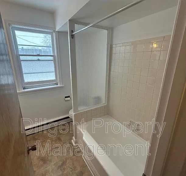 399 Elmgrove Ave #1 — Photo 10