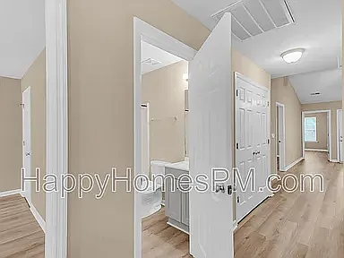 3 bed, 1268 sqft, $1,750 — Photo 3