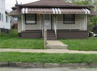832 Harrison St, New Castle, PA 16101