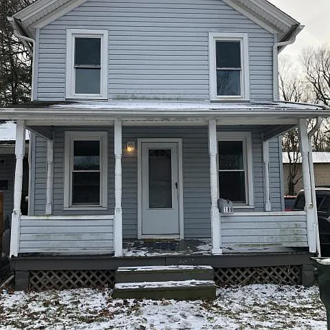 189 E Walnut St #1