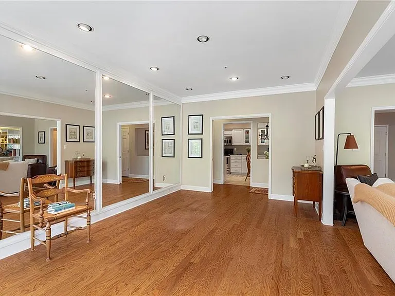 28317 Plantation Dr NE — Photo 6