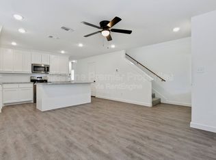 103 E Bond St, Denison, TX 75021