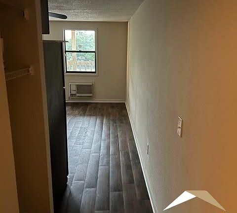 5th image of 123 Lanier Dr APT 8