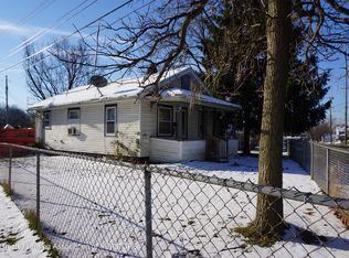 1144 Lake Lansing Rd, Lansing, MI 48906