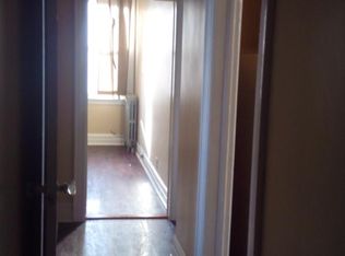 7826 74th St, Glendale, NY 11385