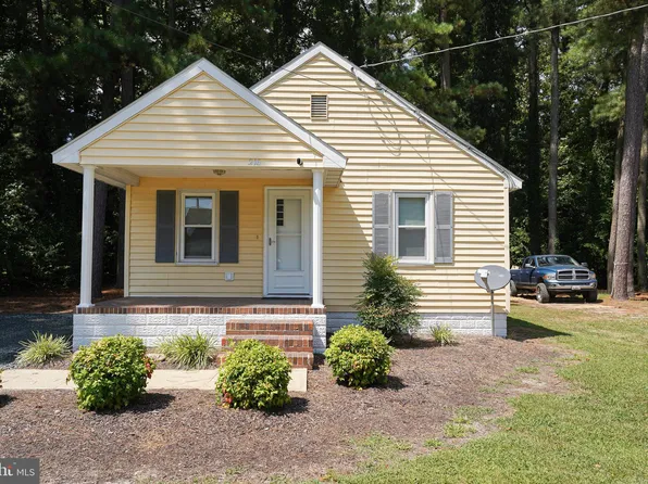216 N Camden Ave, Fruitland, MD 21826