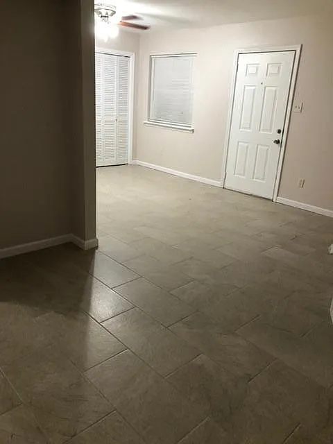 2 bed, 1.5 bath, 1022 sqft, $1,200 — Photo 3