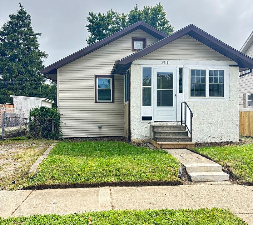 1st image of 2118 Short St